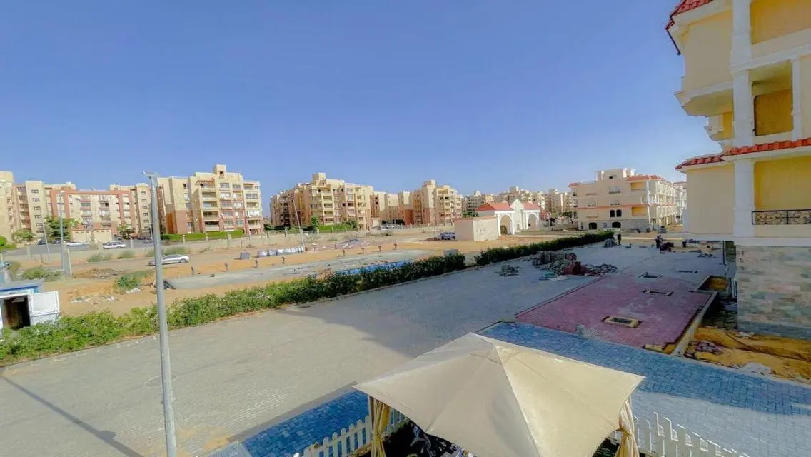 duplex Ready to move 272m near Grand Heights!