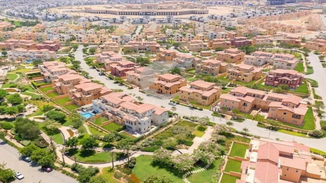 شقة للبيع في هايد بارك بالتقسيط على 12 سنة