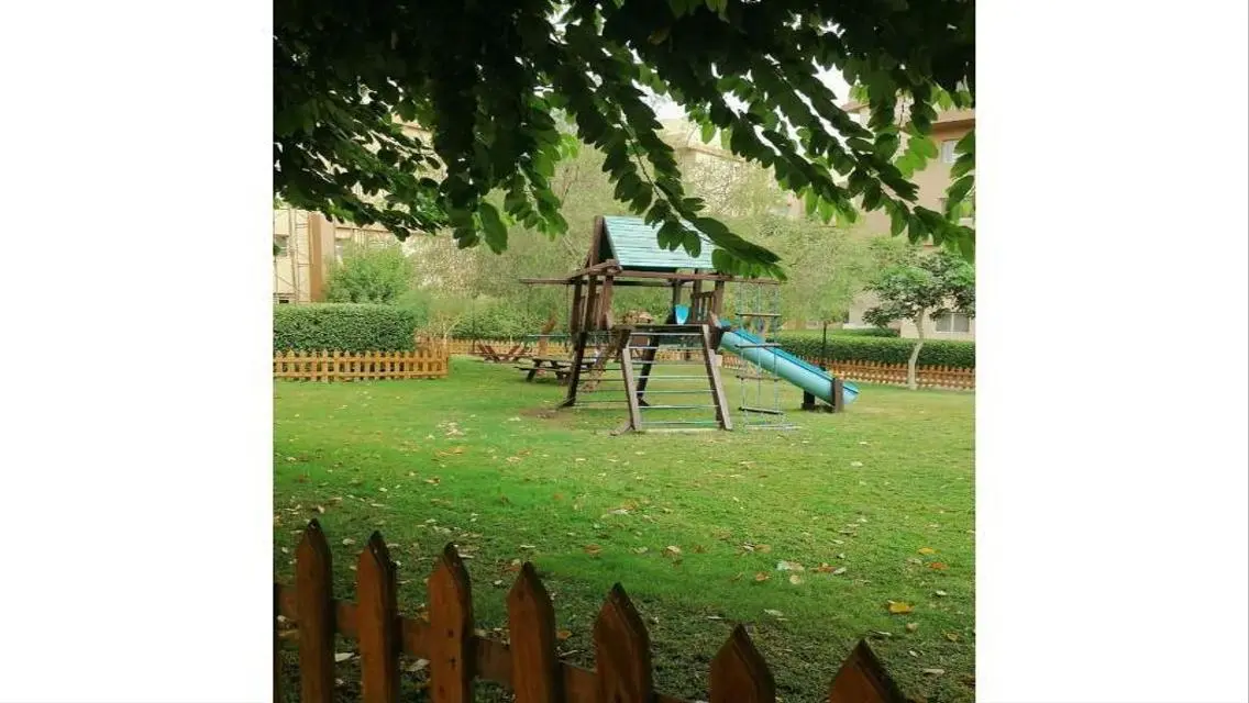 Luxurious Apartment with Spacious Layout and Amenities