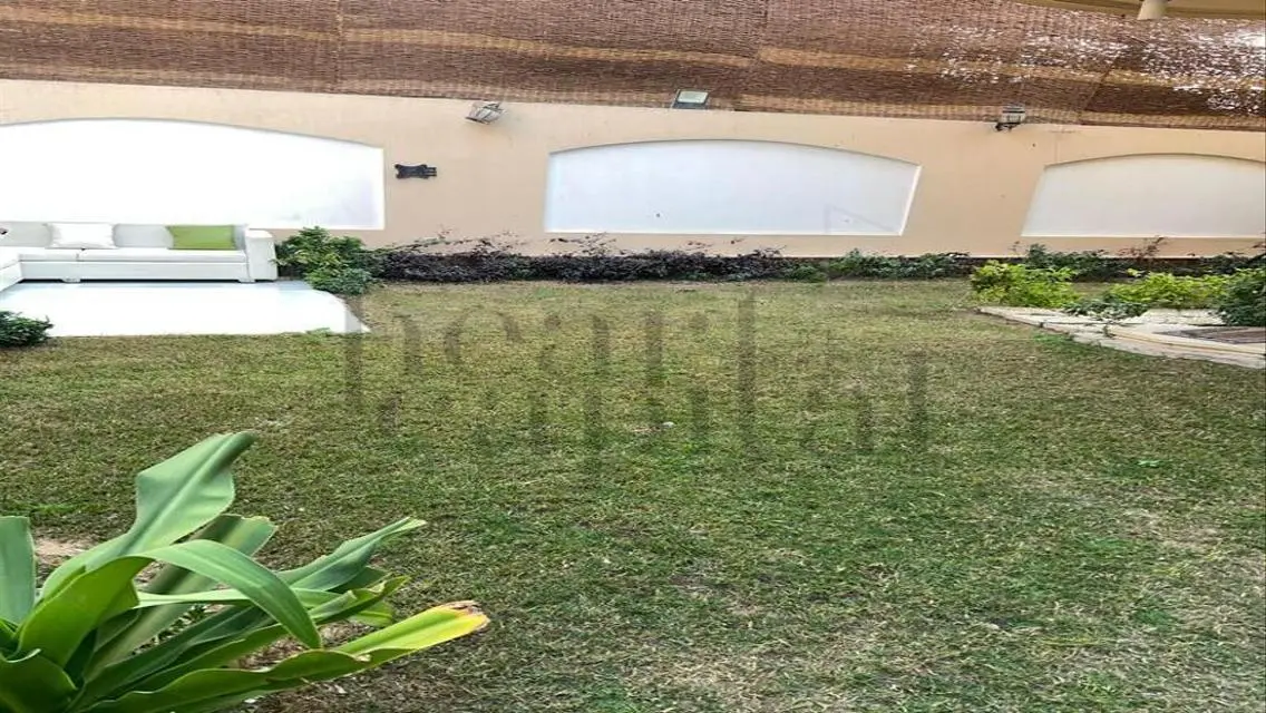 فرصة مميزة لامتلاك فيلا فاخرة بمساحة كبيرة