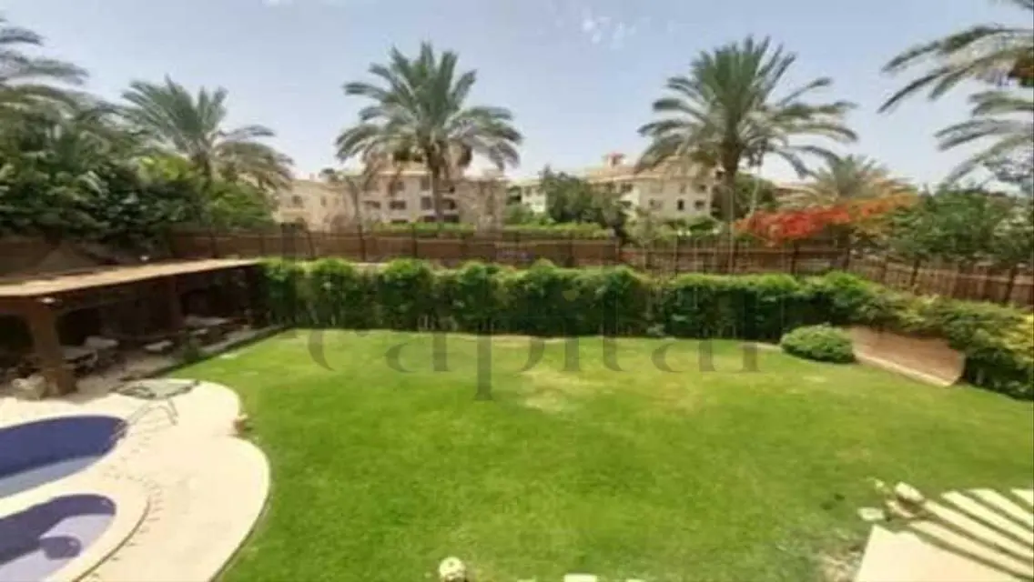 فرصة مميزة لامتلاك فيلا فاخرة بمساحة كبيرة