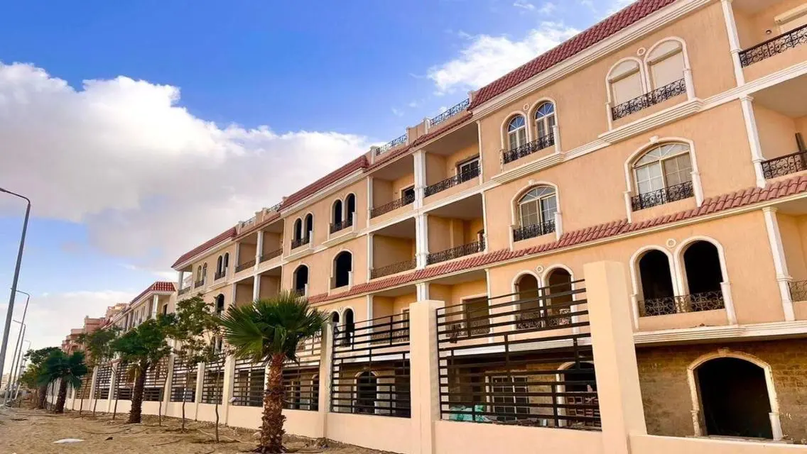 duplex Ready to move 272m near Grand Heights!
