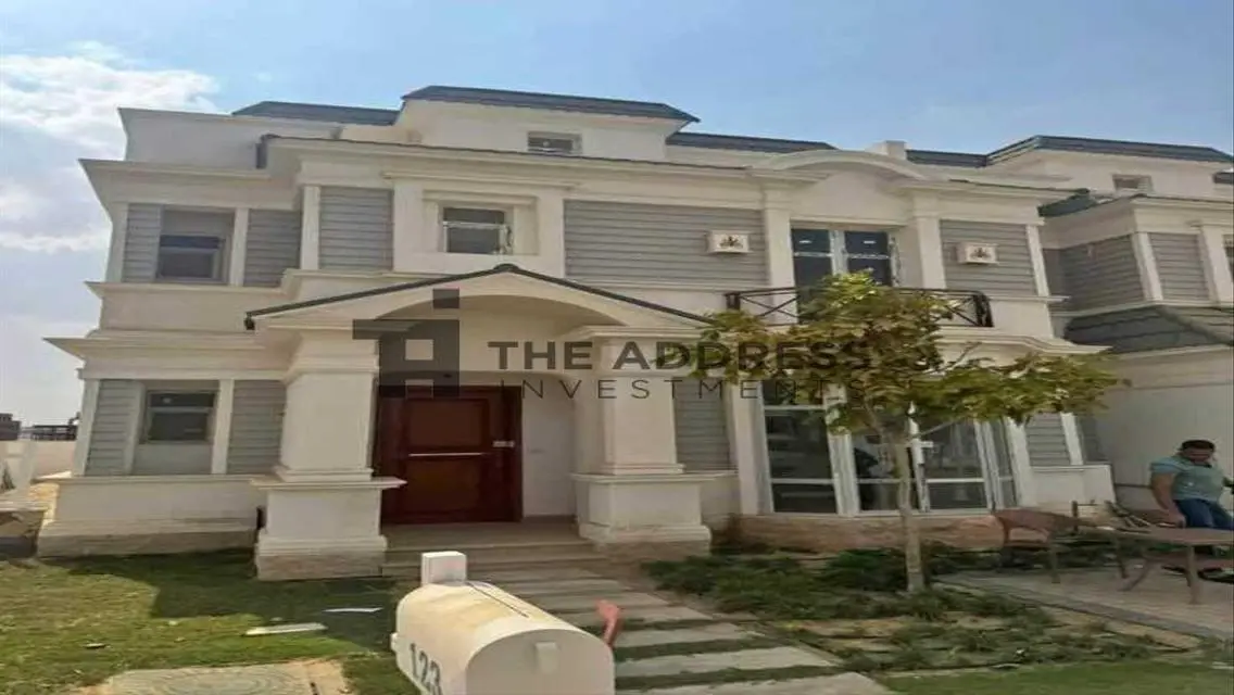 4bd Villa 340sqm for sale 10% installments 7 years