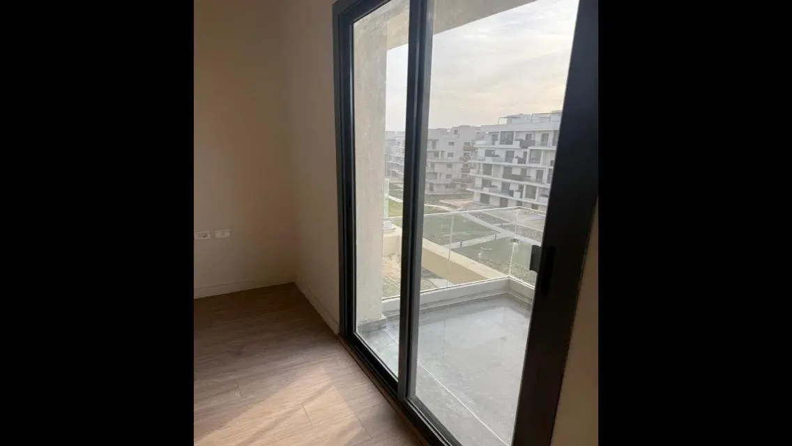 Apartment rent semi furnished Villette Residence