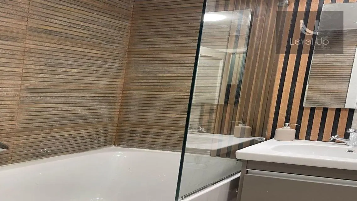 بنتهاوس للبيع تشطيب سوبرلوكس بماونتن فيو هايدبارك