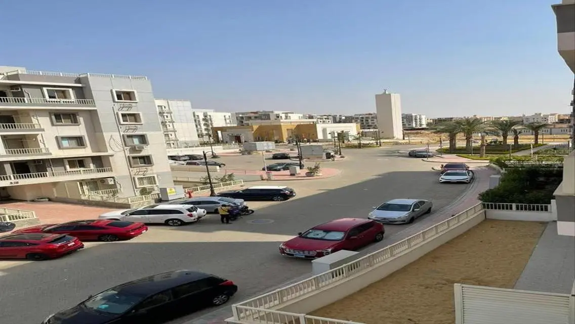 corner apartment resale finished in compound Jayd