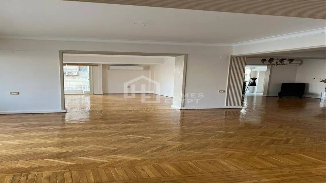 Panoramic Nile View Apartment for Rent in Dokki