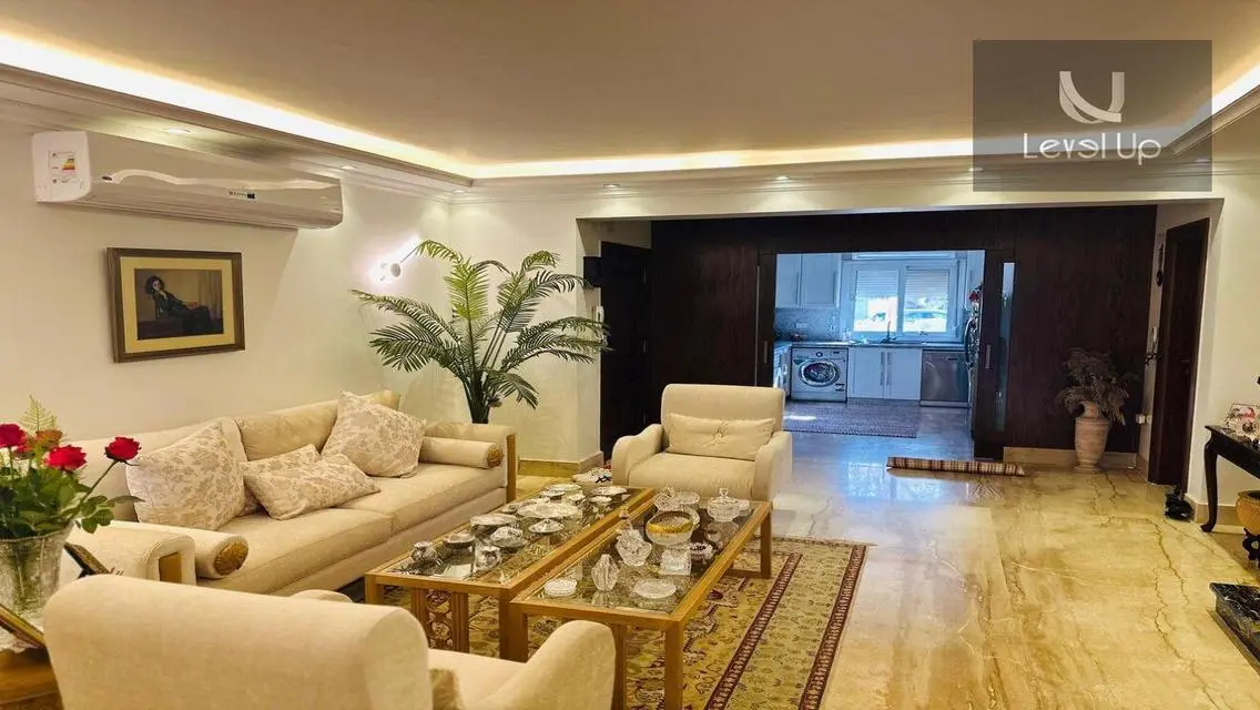 اي فيلا للبيع متشطبة بالمطبخ ماونتن فيو هايد بارك
