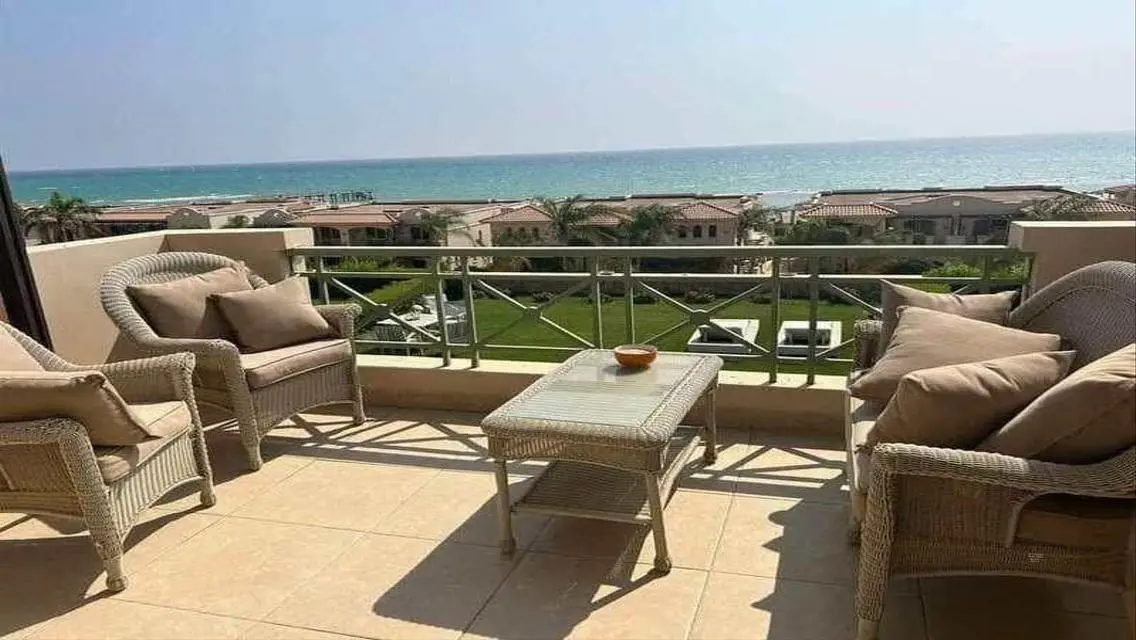 كورنر, برايم لوكيشن على البحر بجوار بورتو السخنة