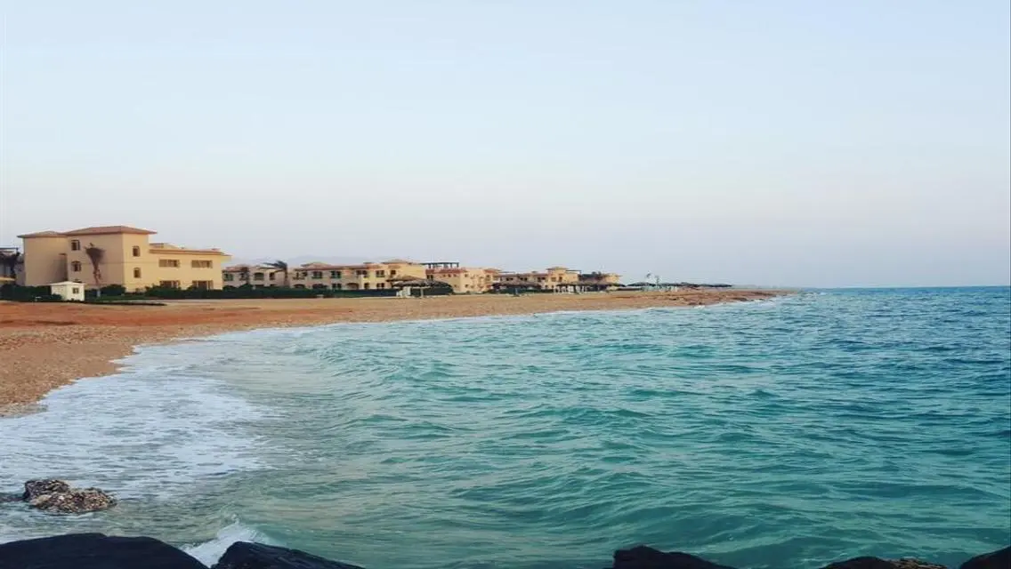 كورنر, برايم لوكيشن على البحر بجوار بورتو السخنة