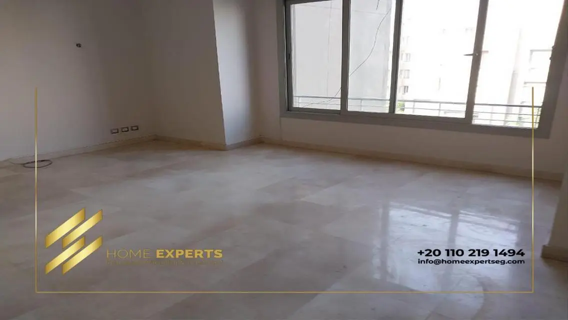 شقة نصف مفروشة للإيجار في فيلدج جيت