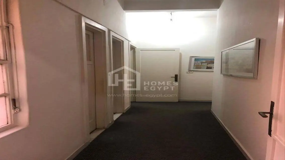 Office Space for Rent with high ceiling in Zamalek