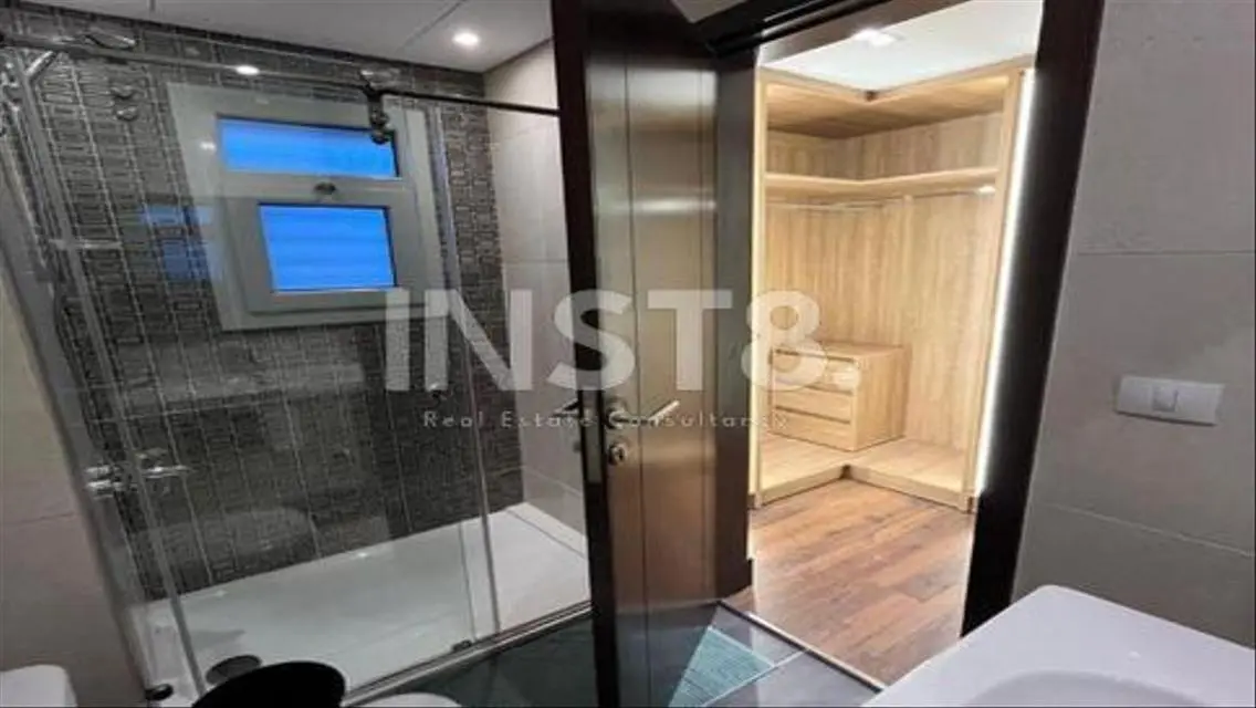 Furnished apartment for rent in CFC new Cairo