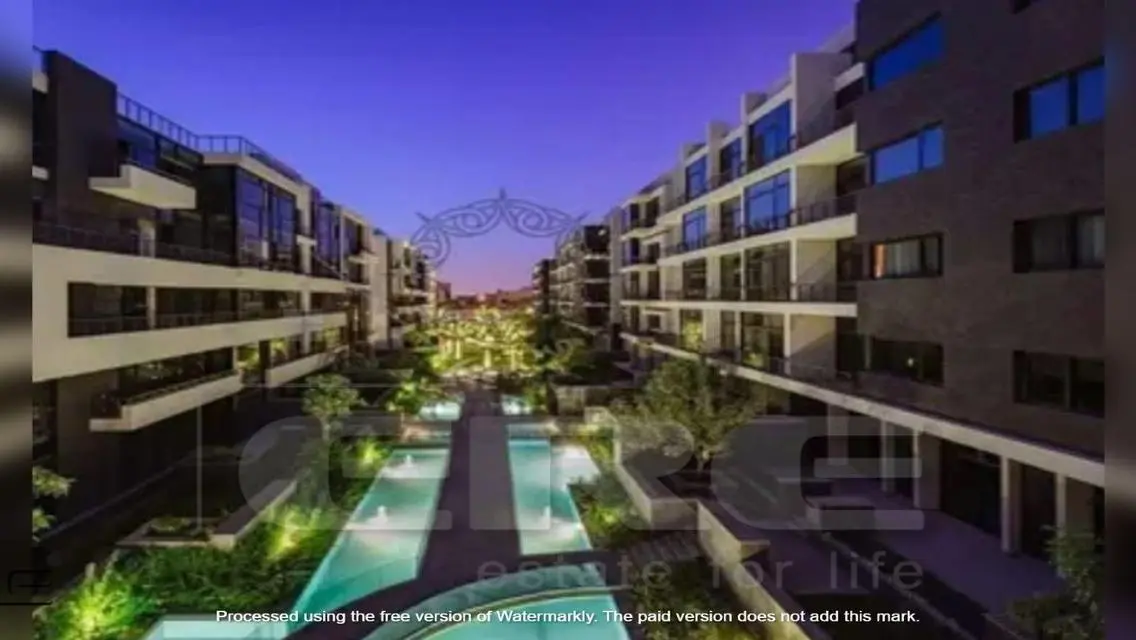 Apart Ready To Move Prime Location with Waterway