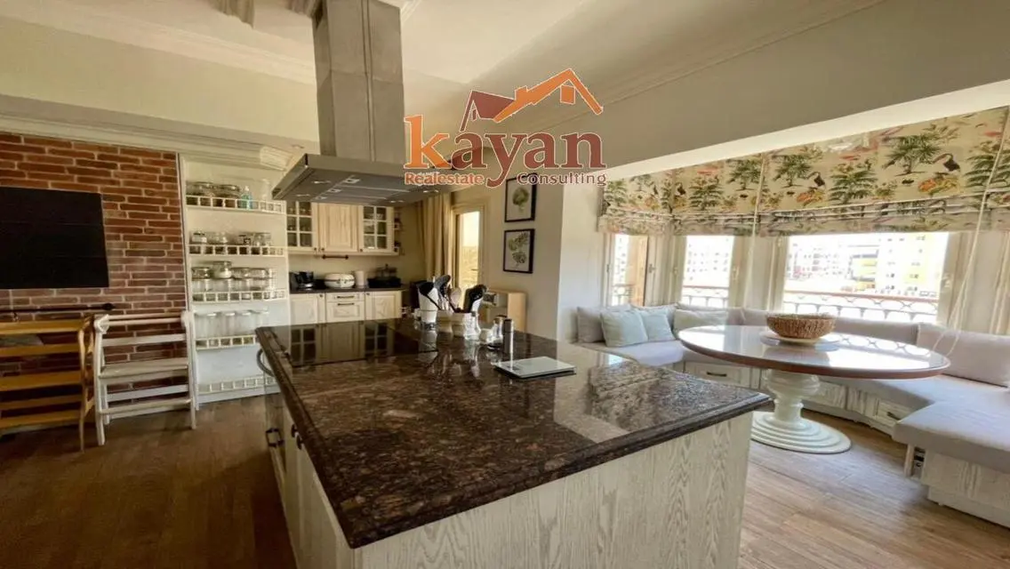 Furnished apartment for rent, first row golf