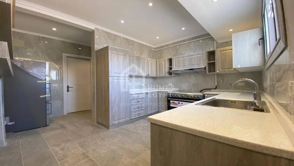 Upscale Penthouse for Rent in South Zamalek