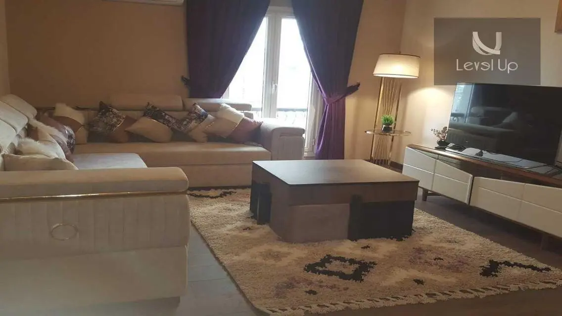 I villa for rent in Majestic View in Mountain View