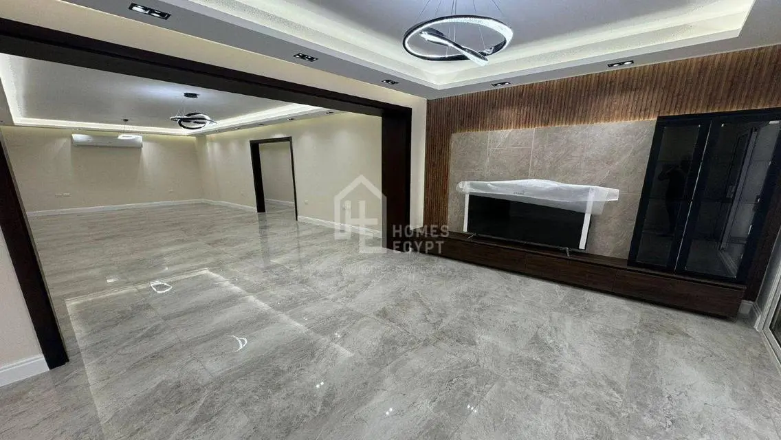 Super Lux Finish New Flat For Sale in Zamalek