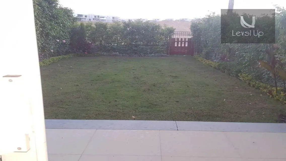 I villa with garden for rent in Mountain View