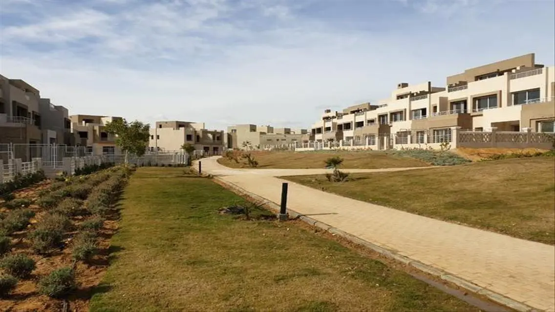 فيلا ستاند الون تايب M للبيع ريسيل في جولف اكستنشن