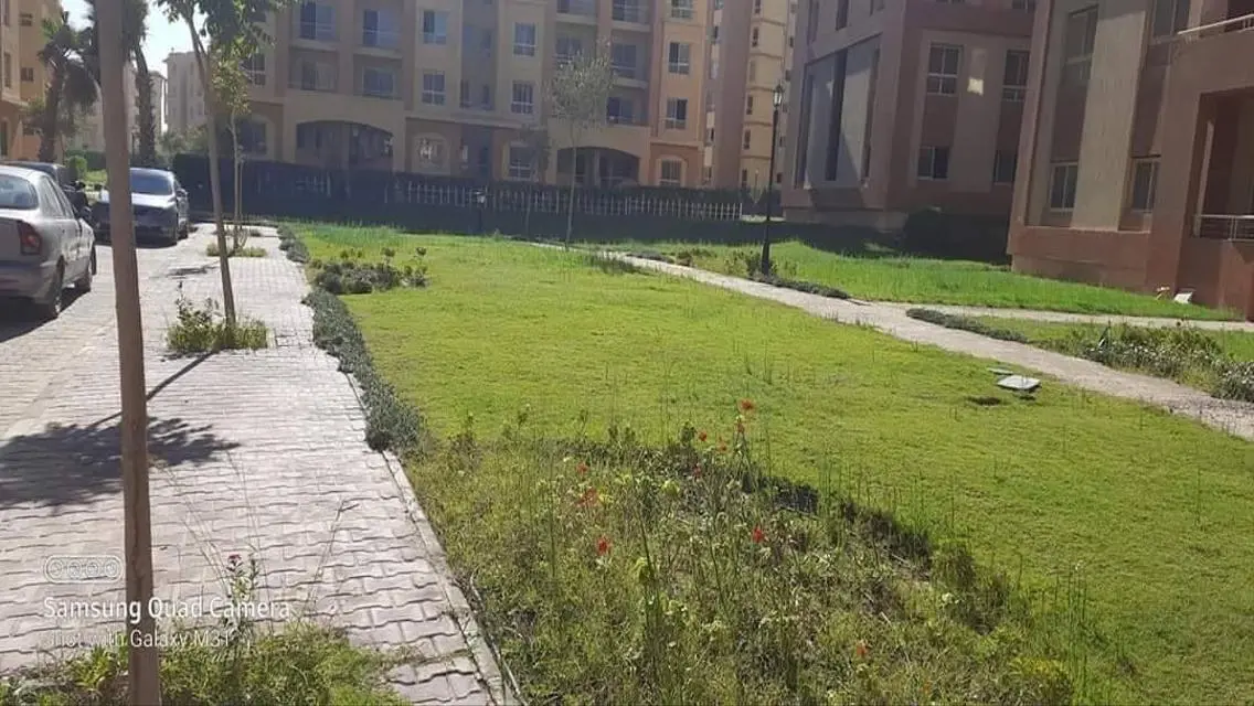 شقة 80م + حديقة خاصه 31م للبيع بكمبوند دجله بالمز