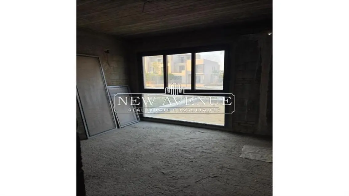 Ground Apartment - with garden 3 Bedrooms
