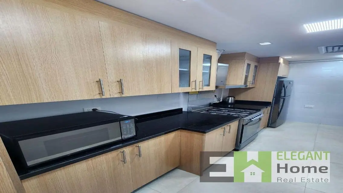 Luxury Apartment of 1800sqm in a Prime Location
