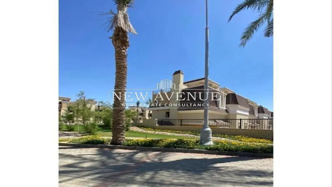 S villa with garden in Sarai - installments