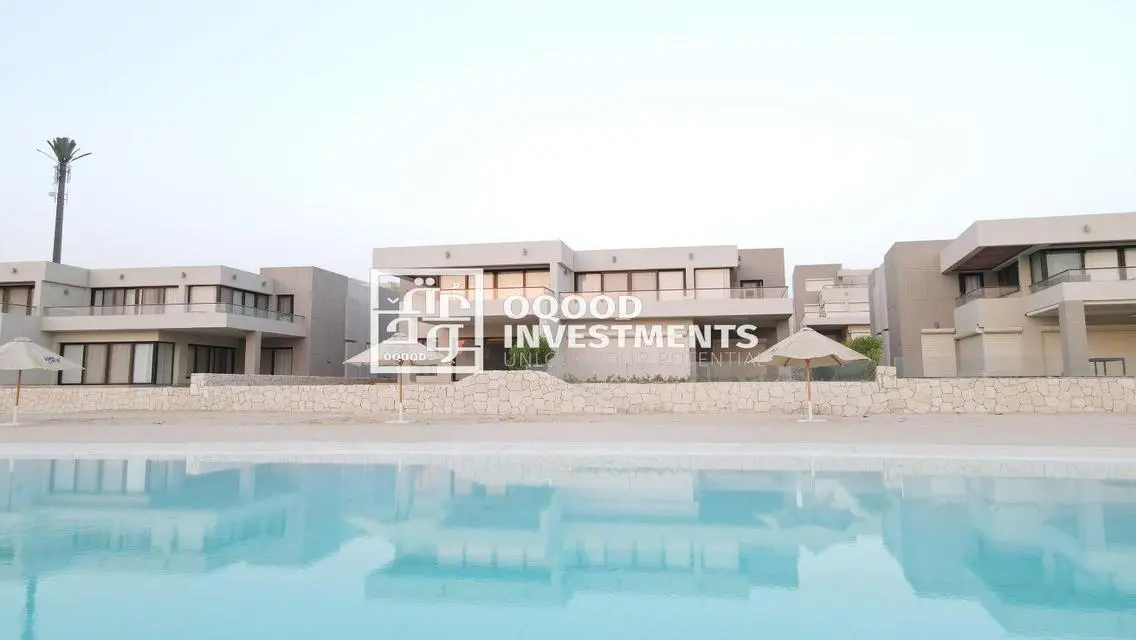 Luxurious Villa with Stunning Lake View
