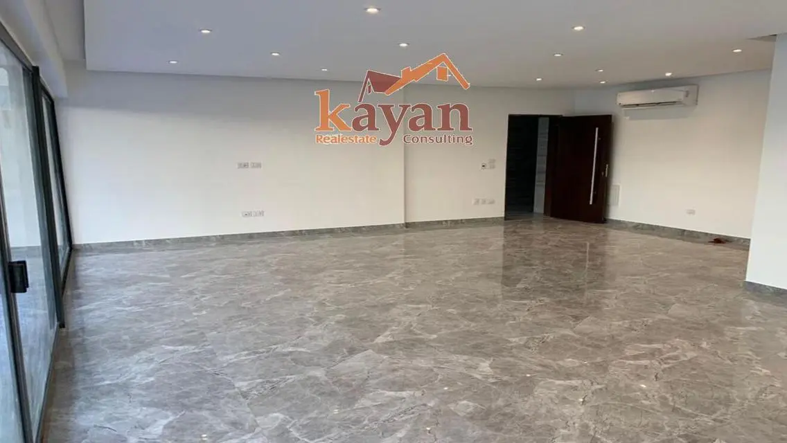 Ground floor modern with pool&amp;garden in Lake View
