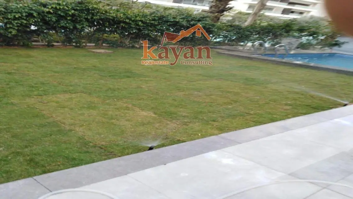 Ground floor modern with pool&amp;garden in Lake View