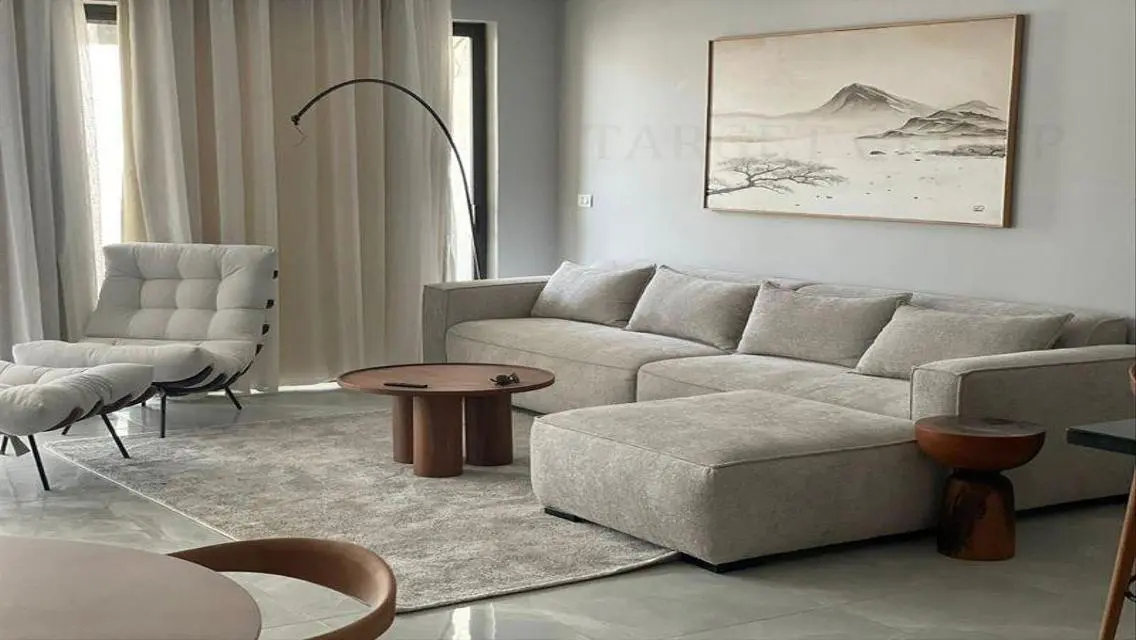 Fully furnished ultra modern apartment, first resi