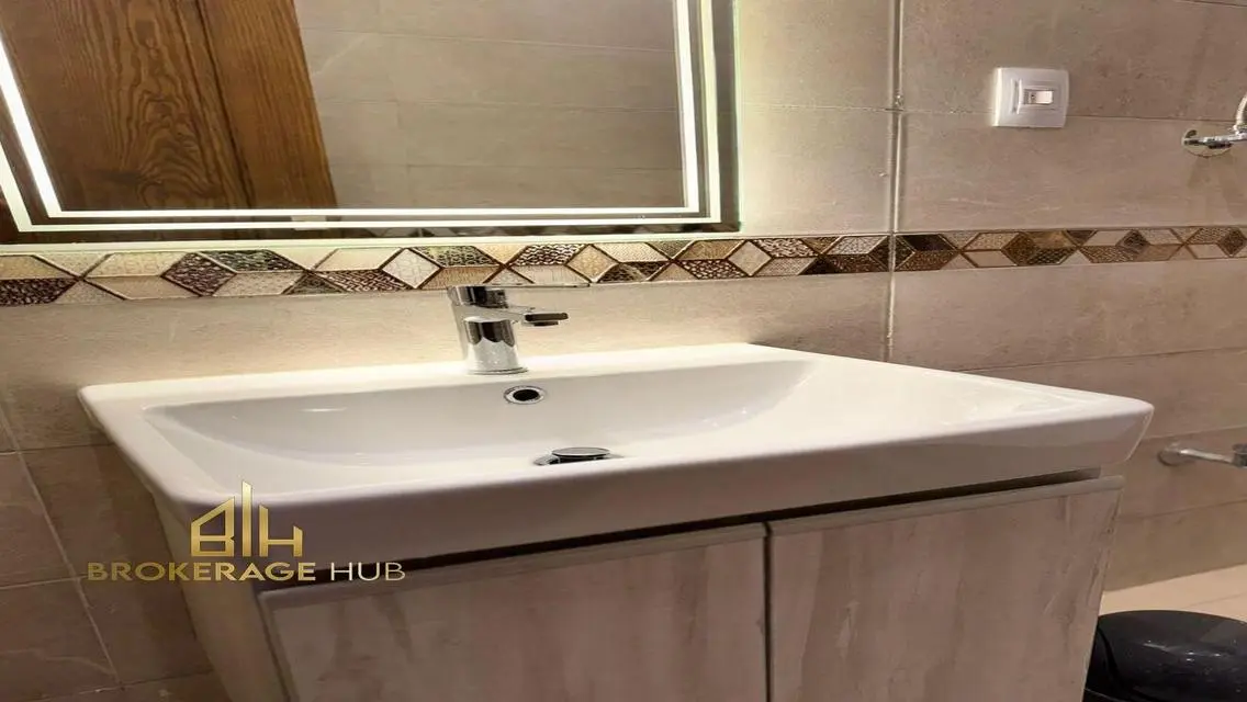 furnished Apartment 140 SQM for rent in Azad