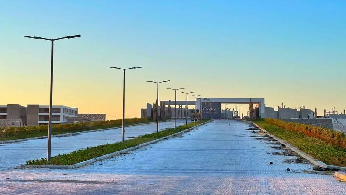 توين هاوس للبيع  متشطب بالكامل في لافيستا باي