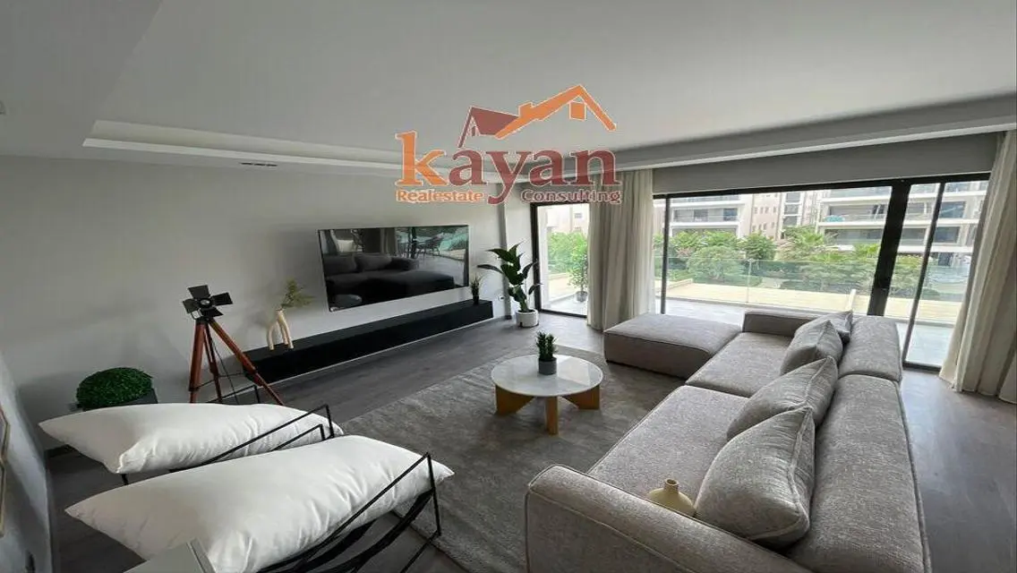 Ultra modern apartment for rent in Lake view