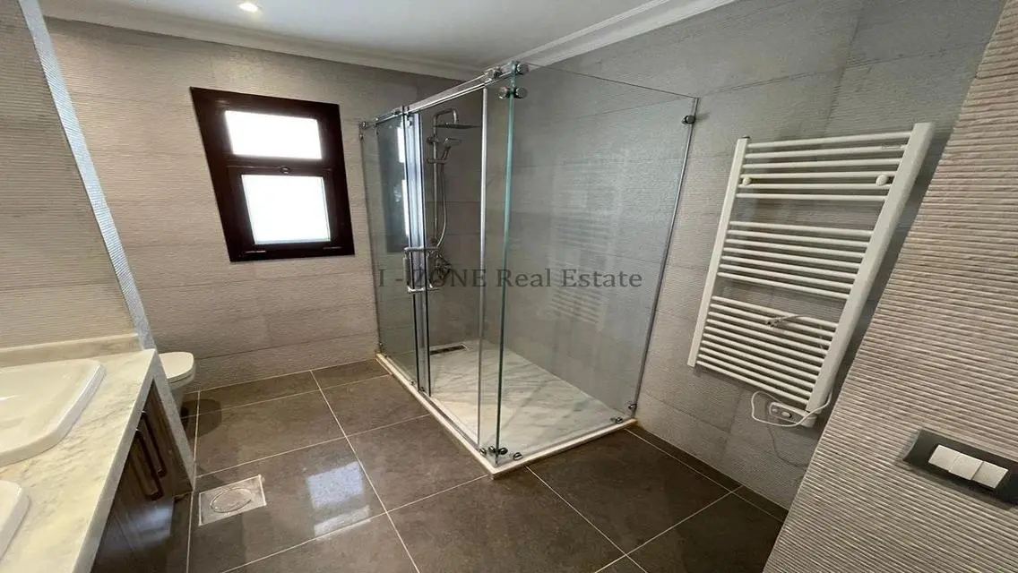 Modern Standalone for rent, in a prime location