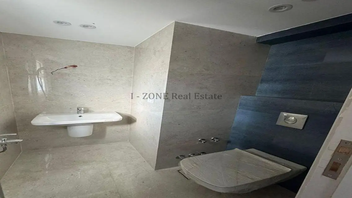 Modern Standalone for rent, in a prime location