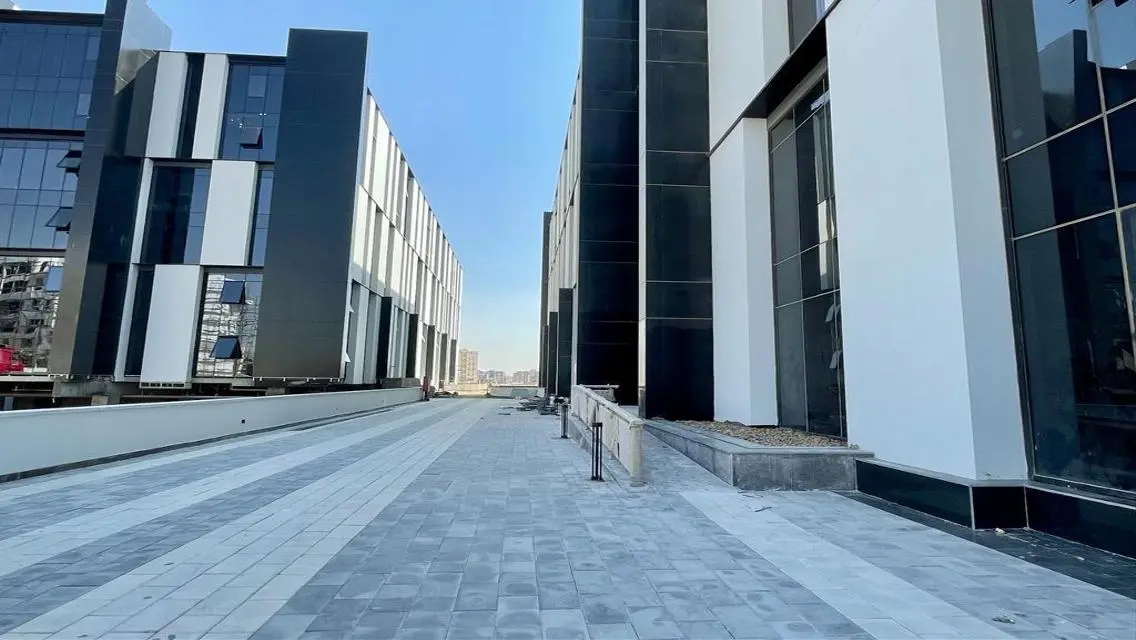 Fully Finished Office|400Sqm|For Rent|Hyde park