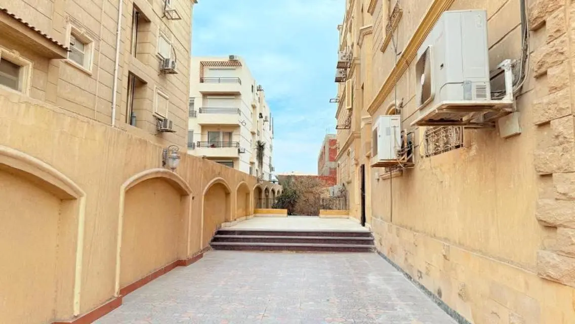 شقة 350 سوبر لوكس غرب سوميد فيو لاند سكيب سعر مميز