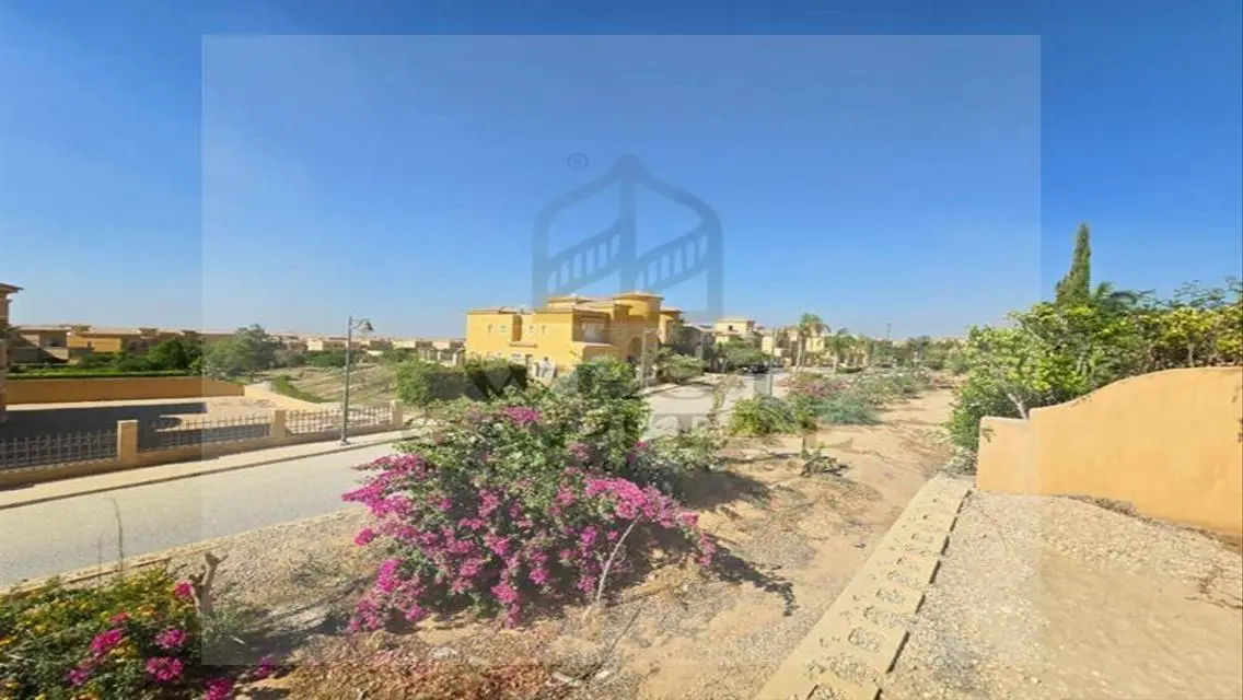 توين هاوس للبيع فى كمبوند رويال ميدوز
