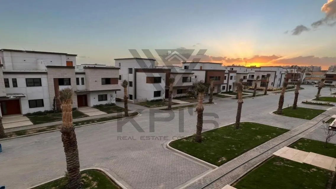 Townhouse 193M DP745K INST 8Y-Prime location-Azzar