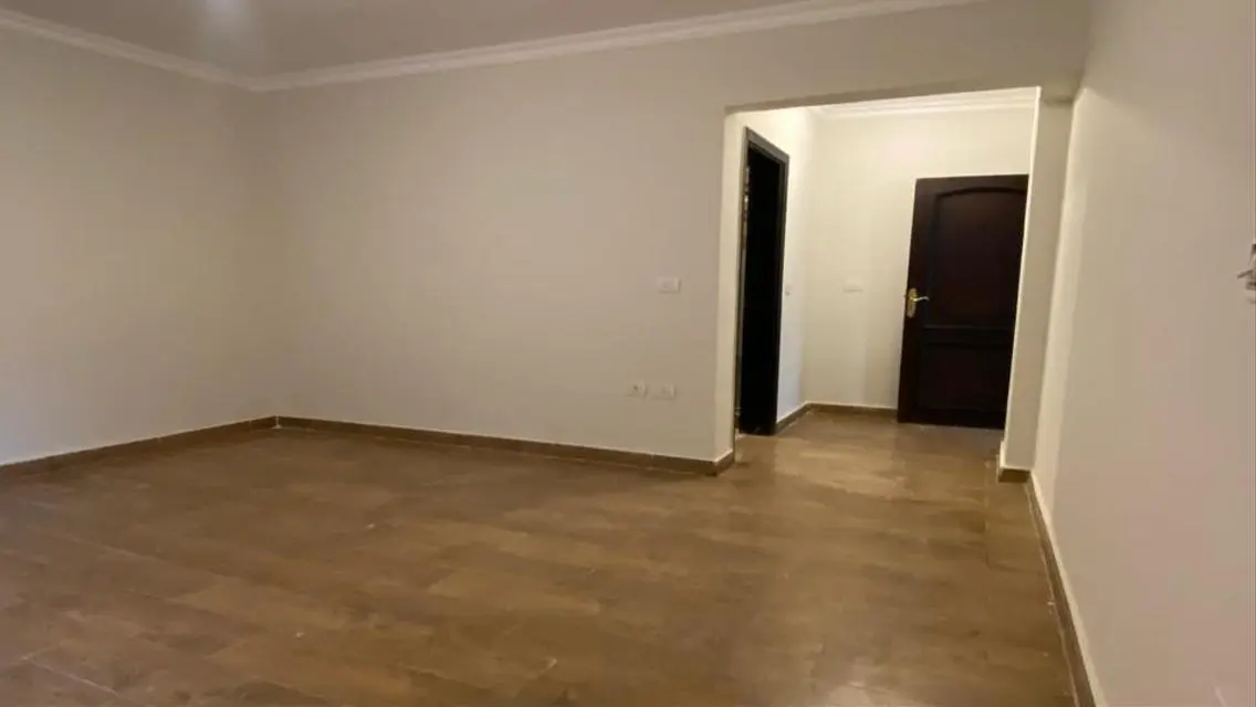 شقة للبيع متشطبة بالكامل للبيع في كمبوند جنة 1