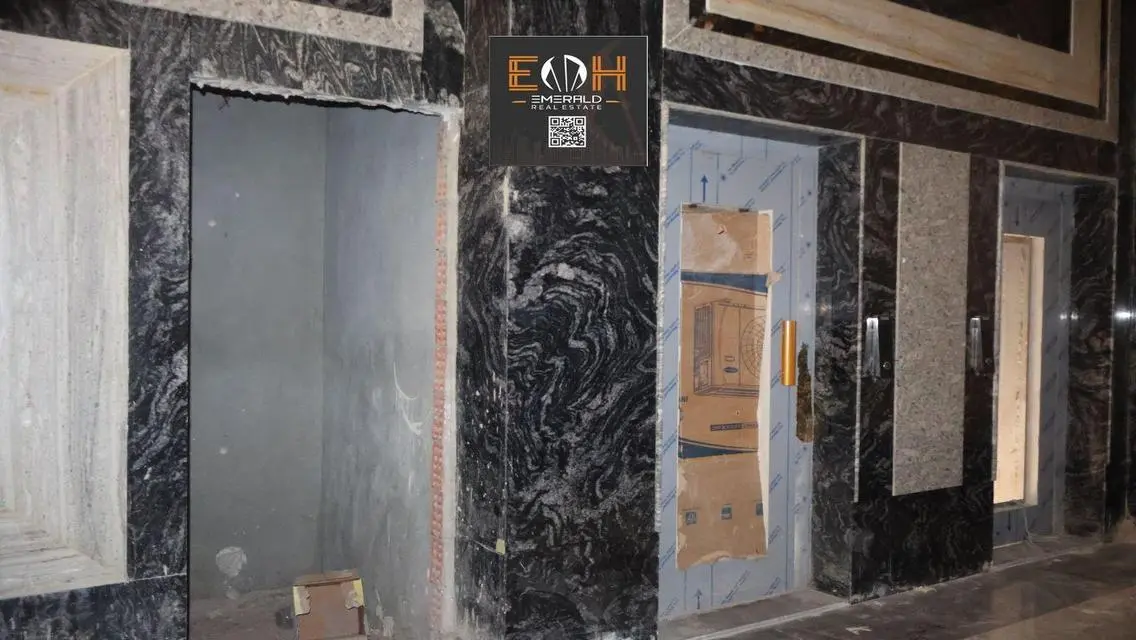 Luxury Apartment with 7000 Square Meters in the Heart of the City