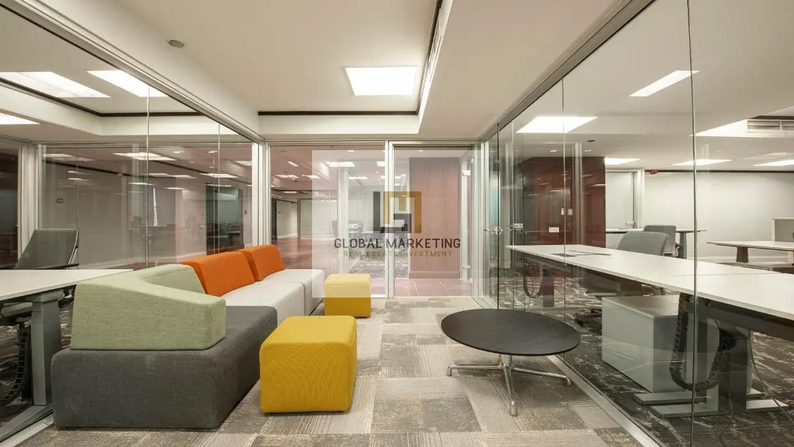 Furnished office 600m for rent on 90th Street