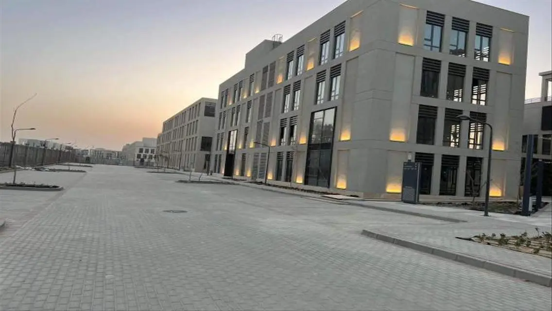 Office in District 5 Fully Finished with Ac&#39;s