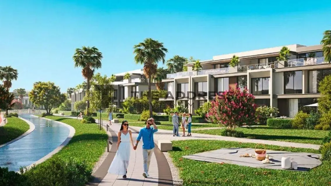 Standalone resale in prime location ,Palm Hills PX