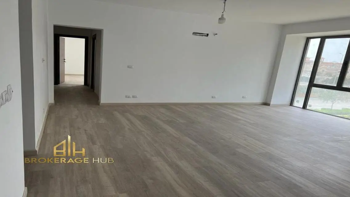 Apartment 180 SQM with Kitchen for rent in Eastown