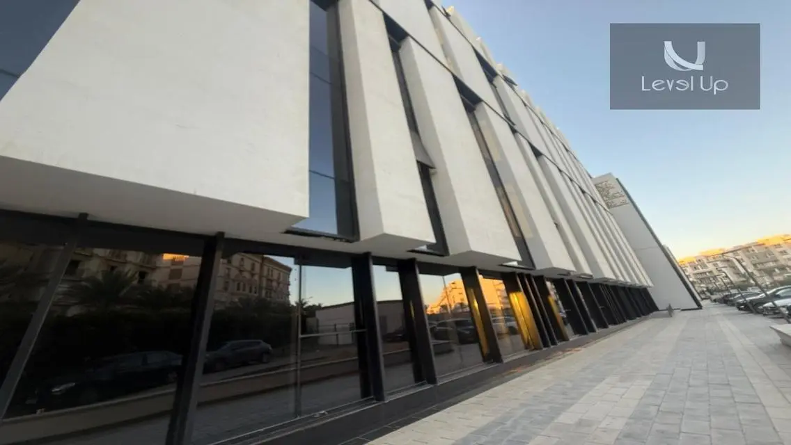 Office space 317m for sale in Hyde Park