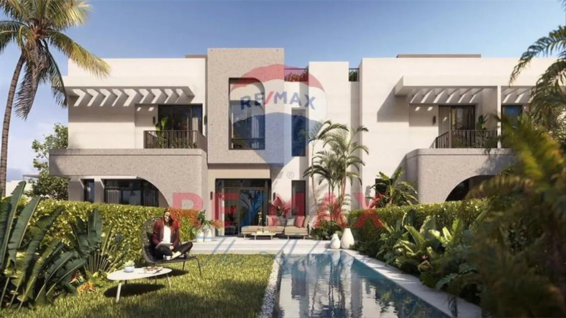 Resale Town house middle with penthouse at O west