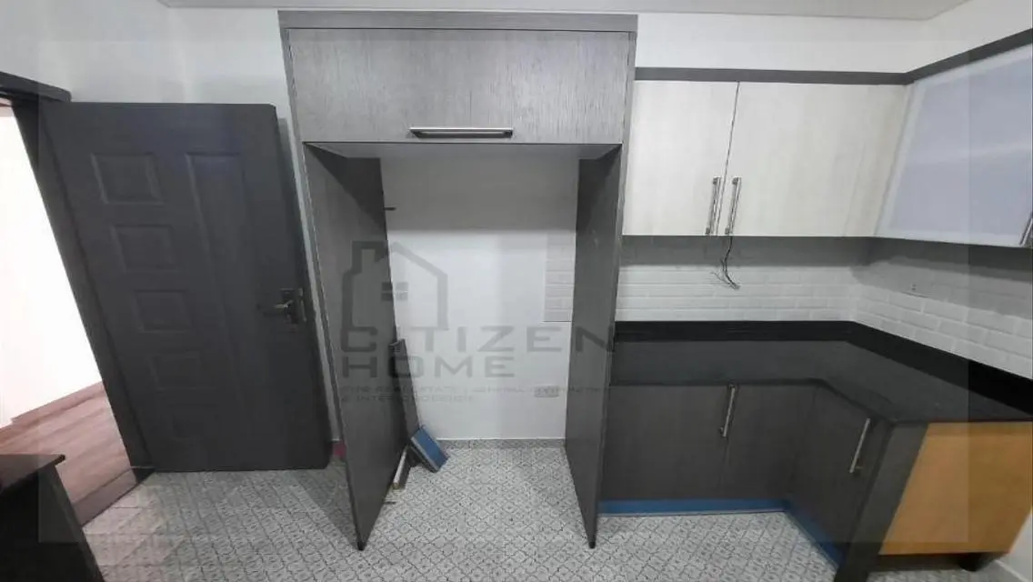 Hot price for landscape view apartment at Westown
